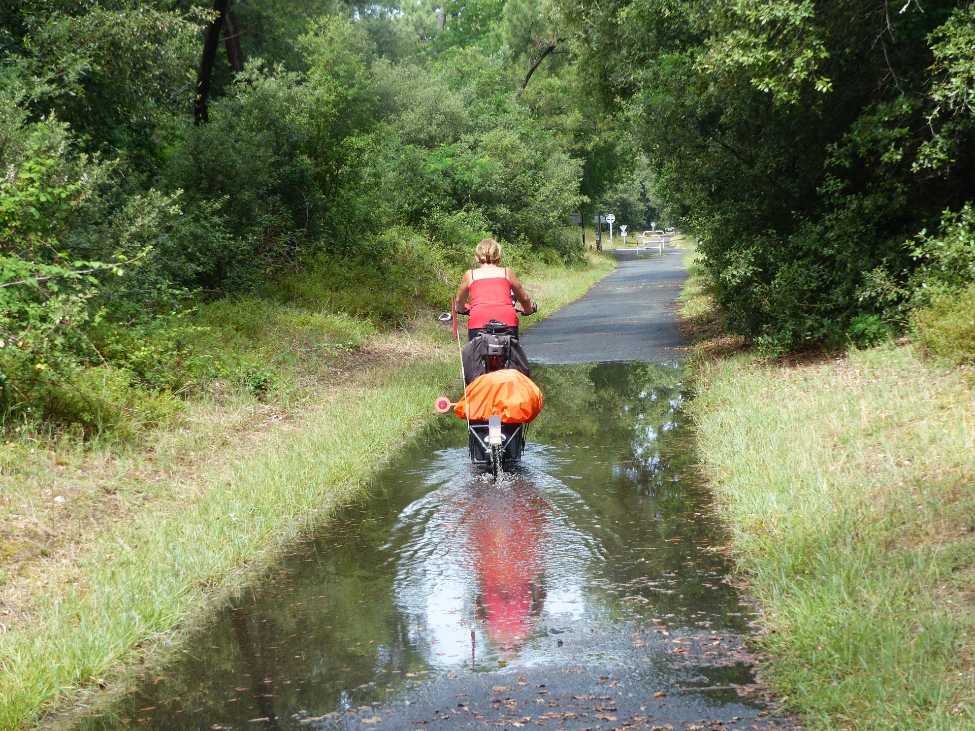 Piste inondée vers LA TREMBLADE