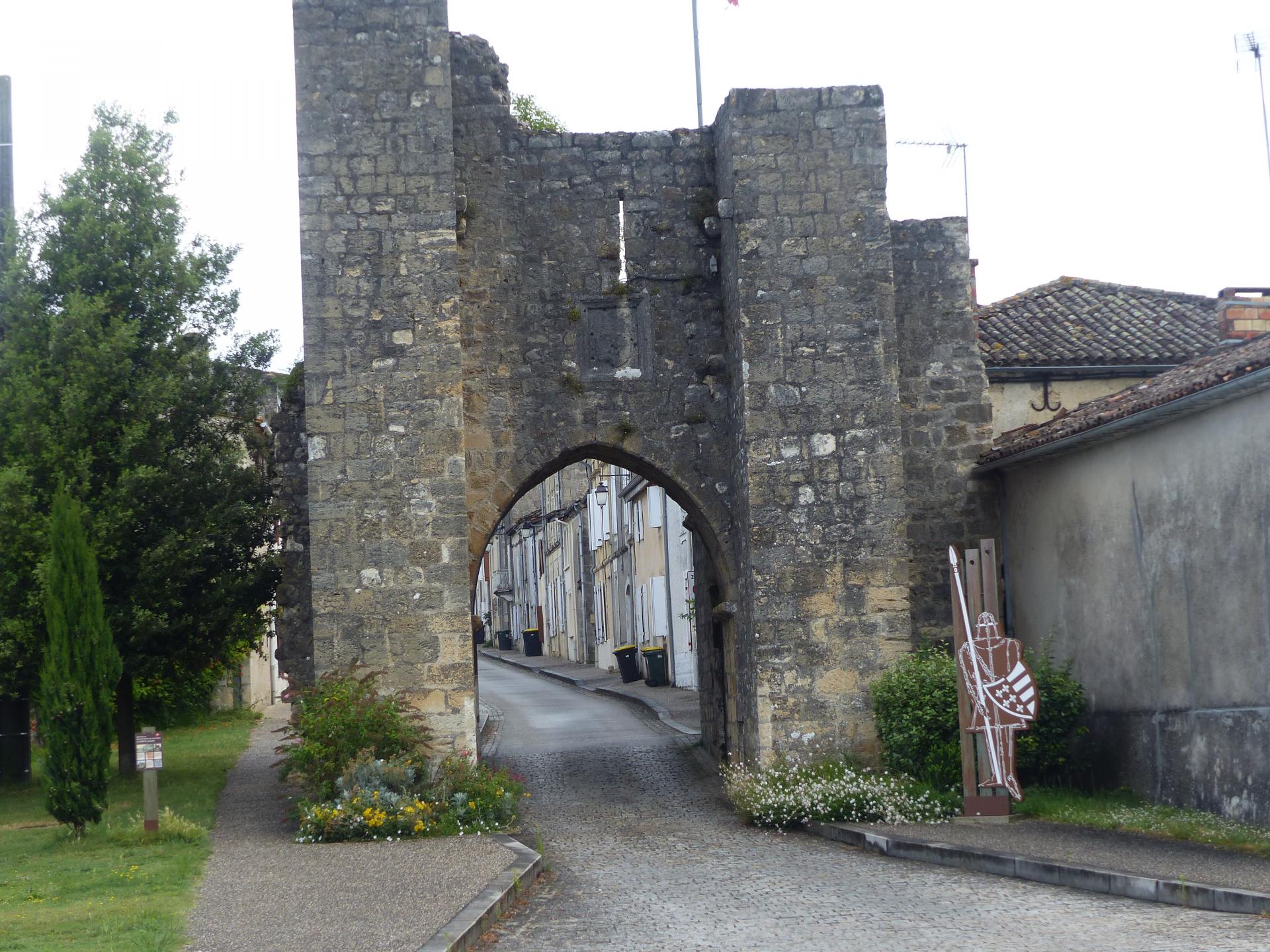 SAUVETERRE DE GUYENNE