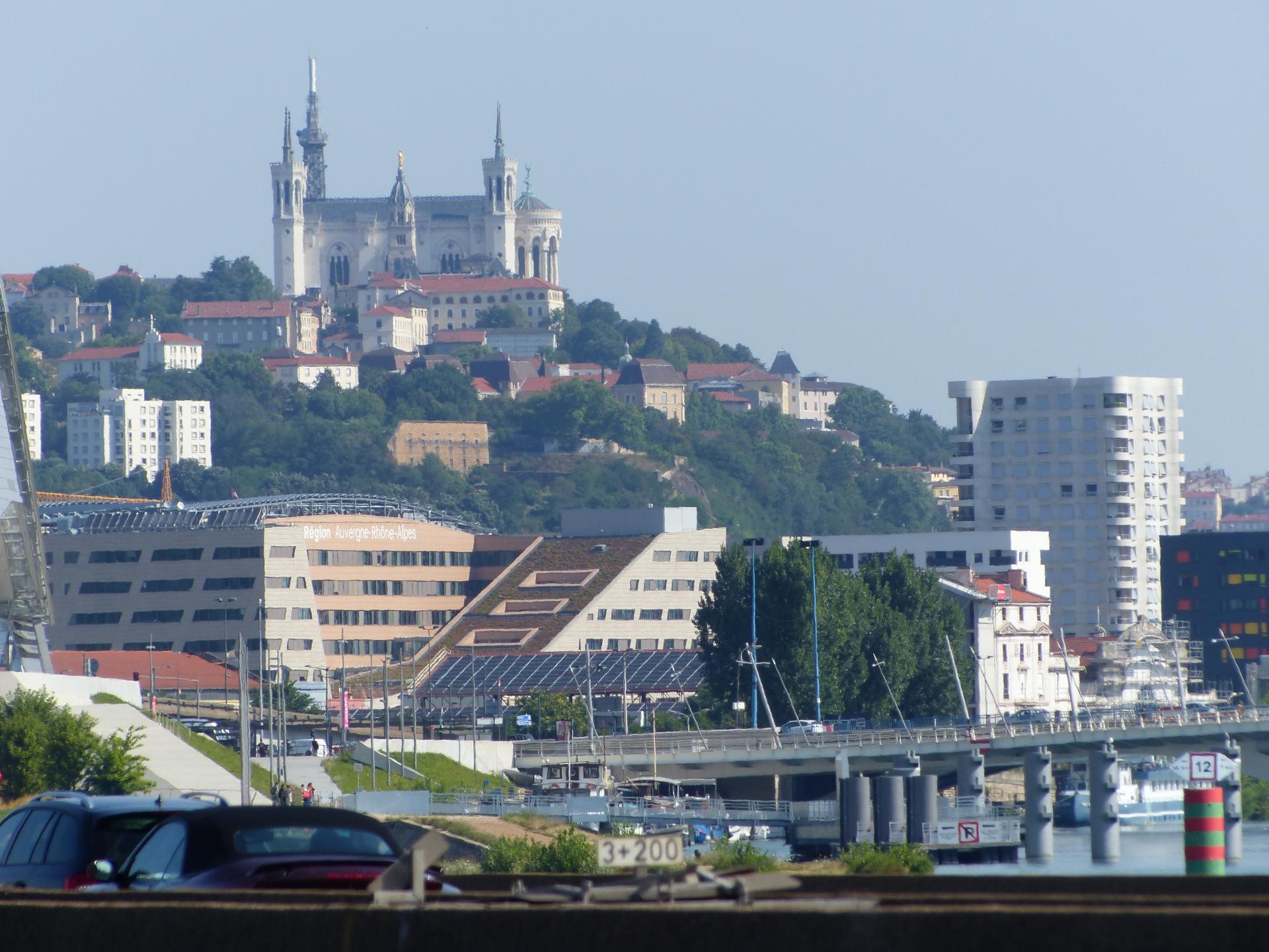 LYON