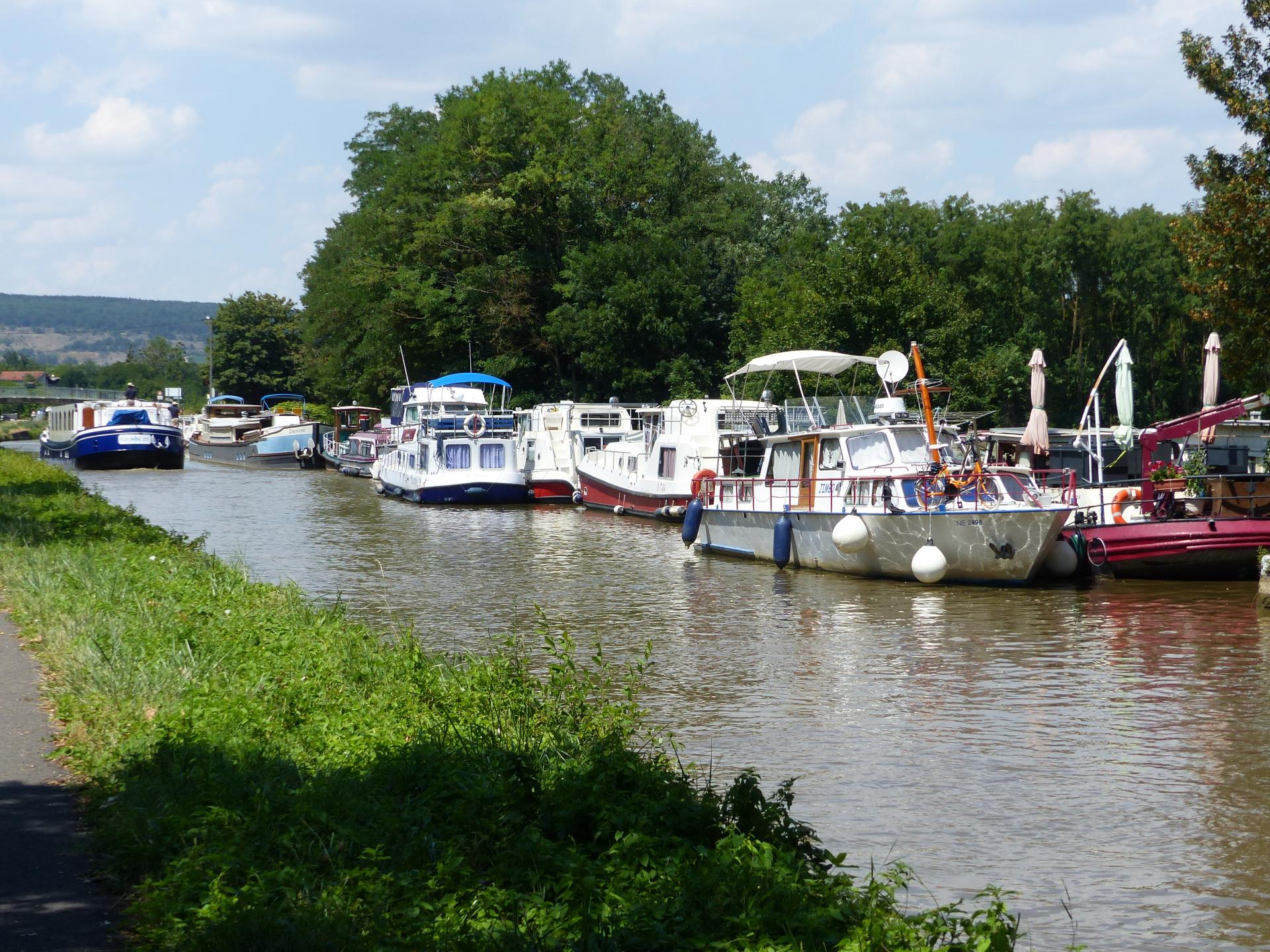 Port de CHAGNY sur canal du Centre